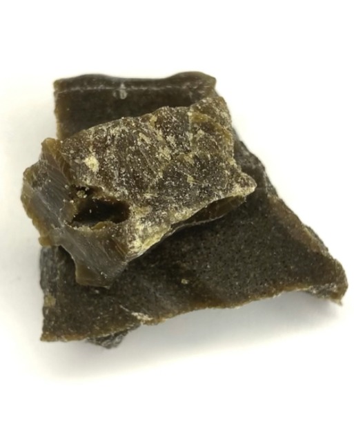 Step-by-step frozen sift hash smoking guide with tools and setup