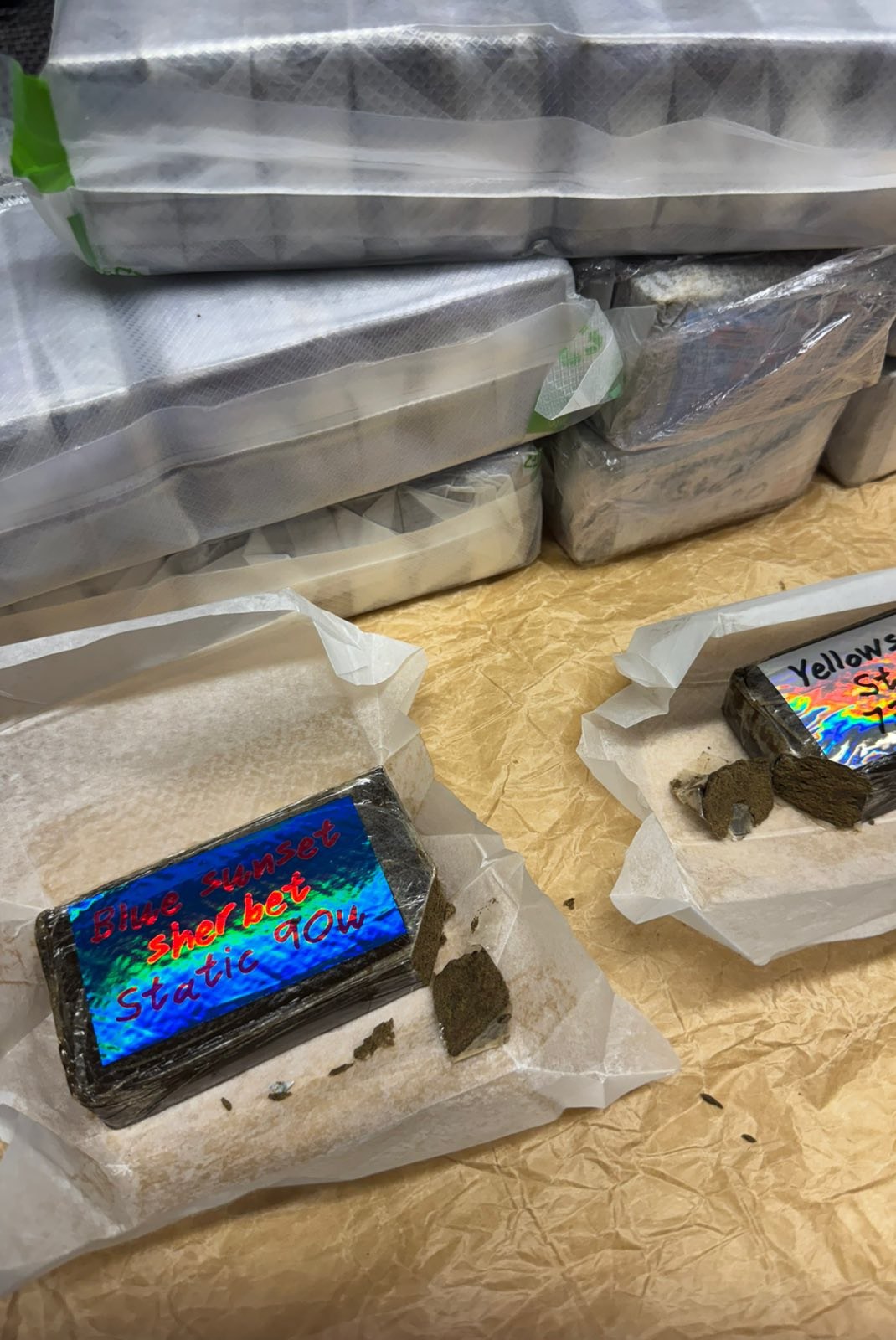 IMAGE 2025-10-16 18:08:07 Buy Premium Worker Dry Static Hash – golden solventless hash with rich texture and pure craftsmanship