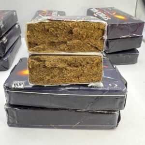 Buy WORKER DRY Drysift Hash – golden premium texture and pure quality