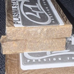 Plasma static hash represents a top-tier static sift concentrate refined for purity, smoothness, and visual appeal. Using advanced static separation, this hash removes excess plant material to preserve clean trichome heads. The result is a soft, workable texture, rich aroma, and a refined experience valued by connoisseurs who seek premium-quality hash
