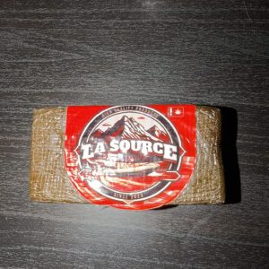 Buy LA SOURCE Premium Frozen Sift online – clean melting frozen sift hash with fresh trichomes, rich terpene aroma, and smooth balanced effects.